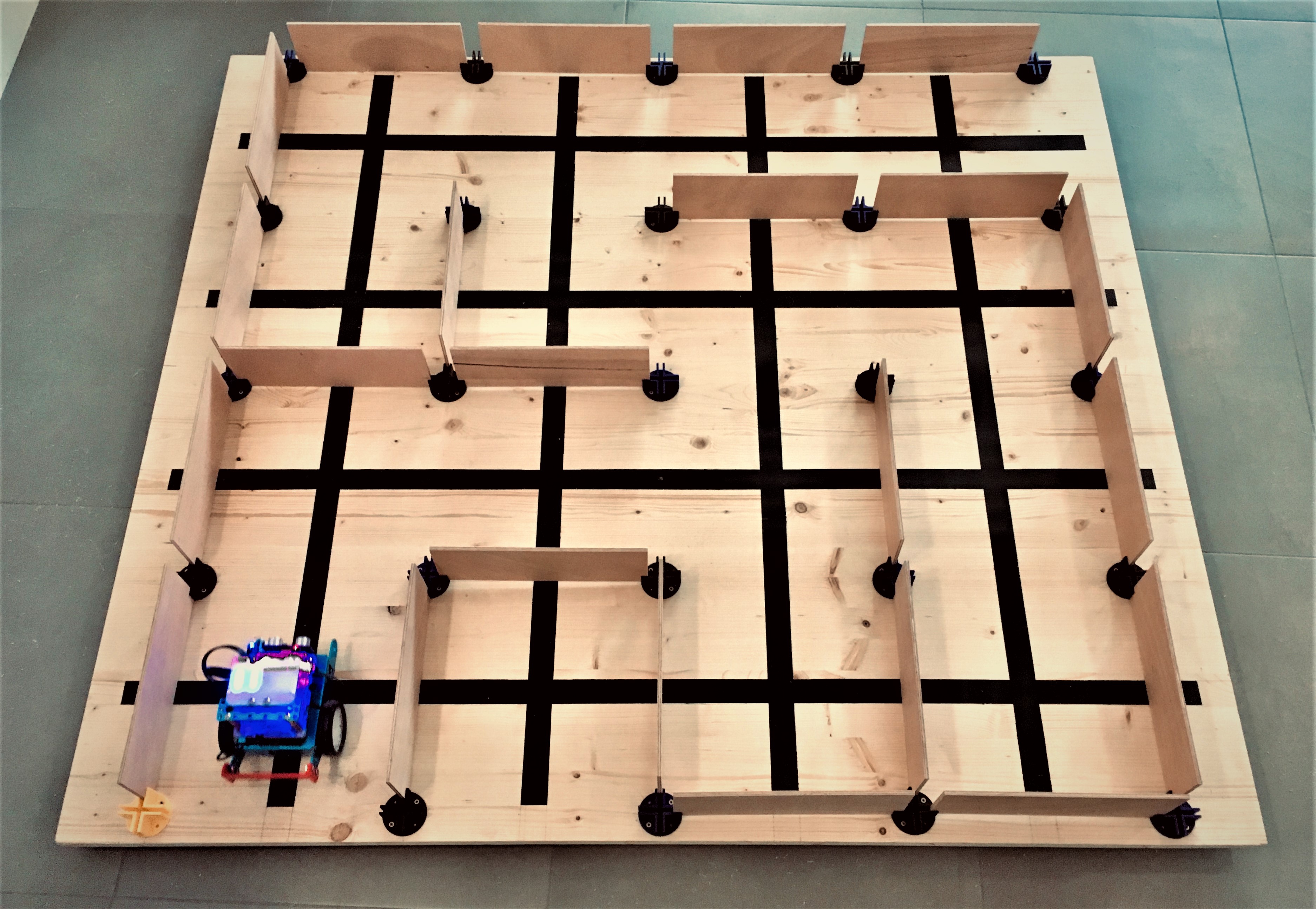 Escape Game - Robot dans le Labyrinthe